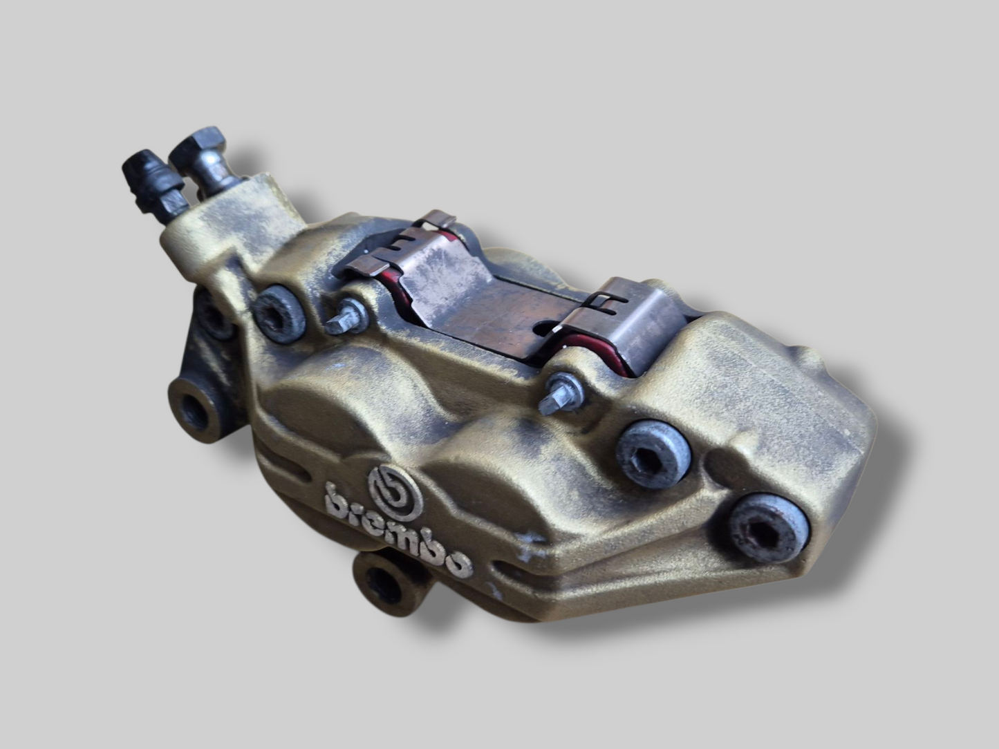 REMKLAUW LINKSVOOR BREMBO P4 GOUD AP8113971 Aprilia RSV Mille 98-03 / Tuono 02-05