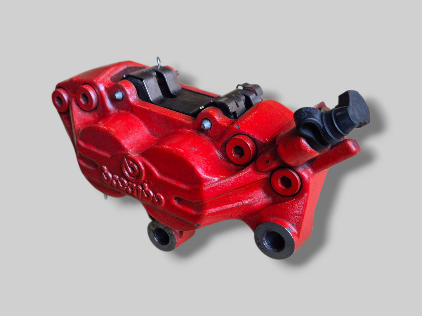 REMKLAUW LINKSVOOR BREMBO P4 GOUD AP8113971 Aprilia RSV Mille 98-03 / Tuono 02-05