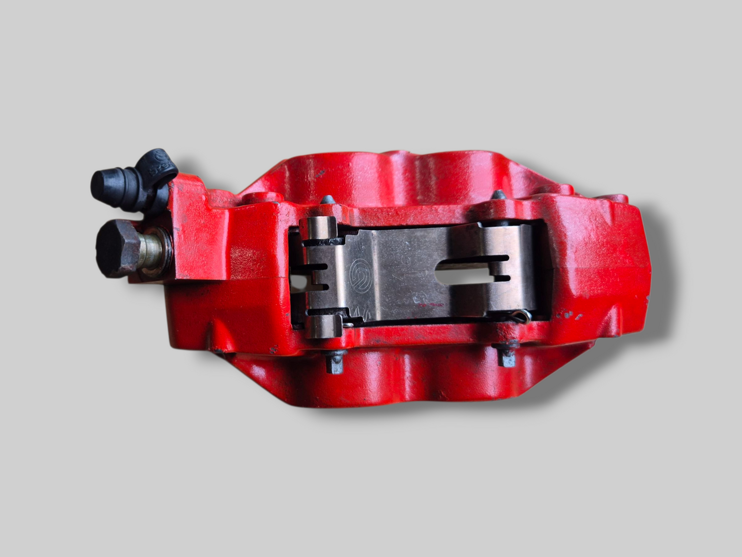 REMKLAUW LINKSVOOR BREMBO P4 GOUD AP8113971 Aprilia RSV Mille 98-03 / Tuono 02-05