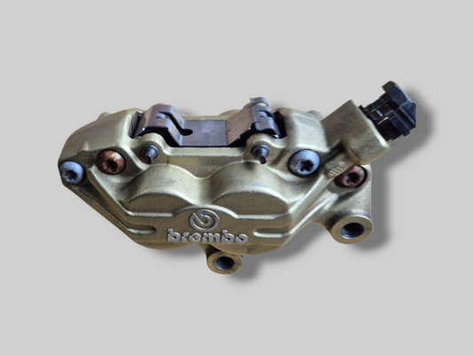 REMKLAUW LINKSVOOR BREMBO P4 GOUD AP8113971 Aprilia RSV Mille 98-03 / Tuono 02-05