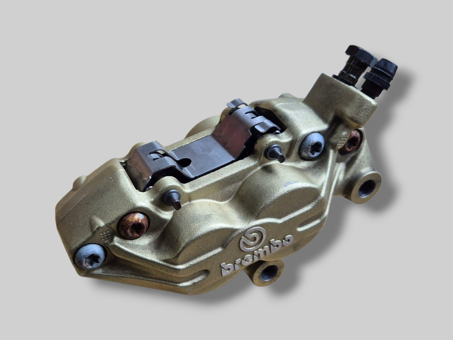 REMKLAUW LINKSVOOR BREMBO P4 GOUD AP8113971 Aprilia RSV Mille 98-03 / Tuono 02-05