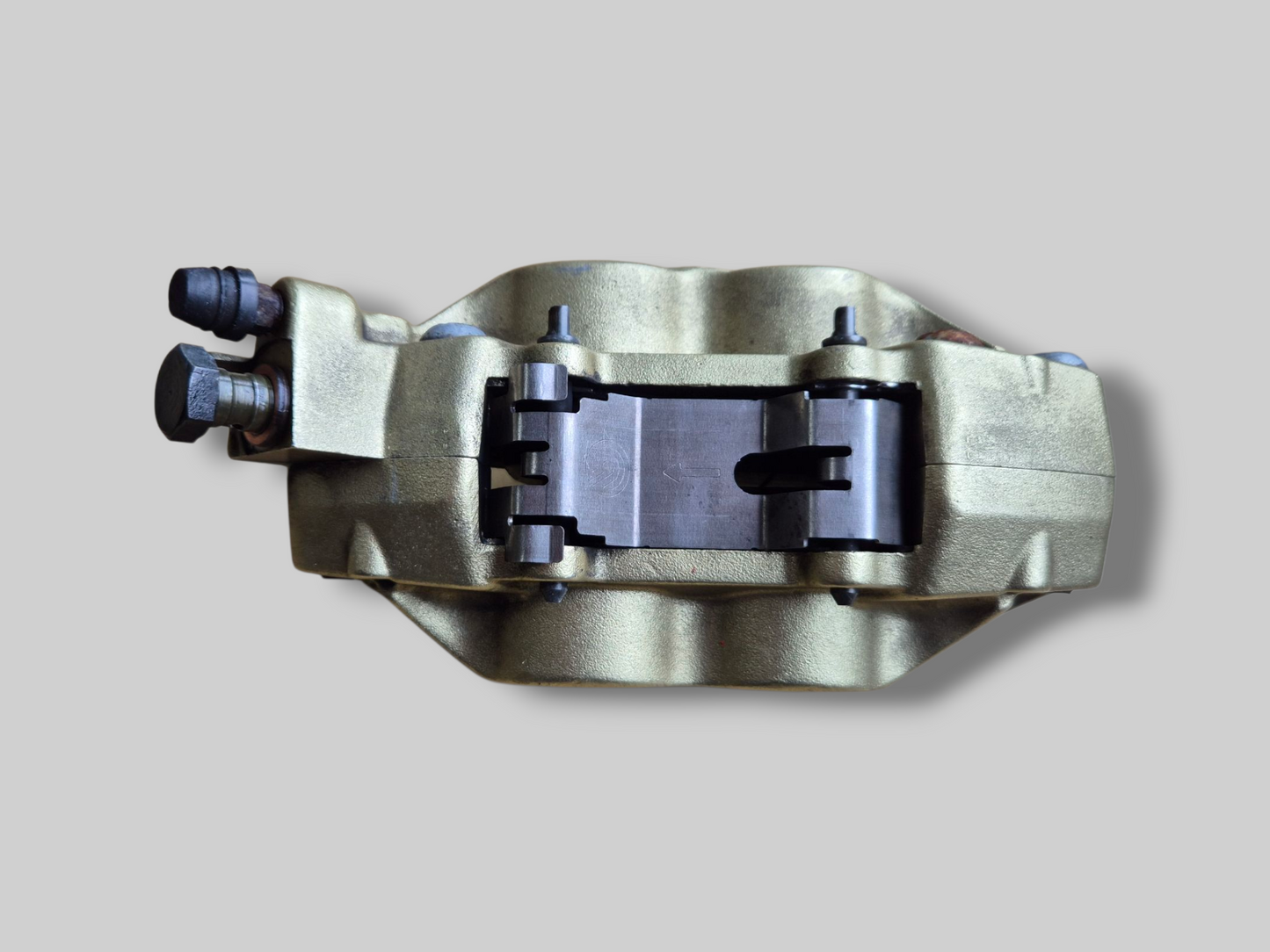 REMKLAUW LINKSVOOR BREMBO P4 GOUD AP8113971 Aprilia RSV Mille 98-03 / Tuono 02-05