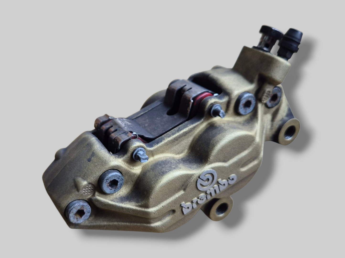 REMKLAUW LINKSVOOR BREMBO P4 GOUD AP8113971 Aprilia RSV Mille 98-03 / Tuono 02-05