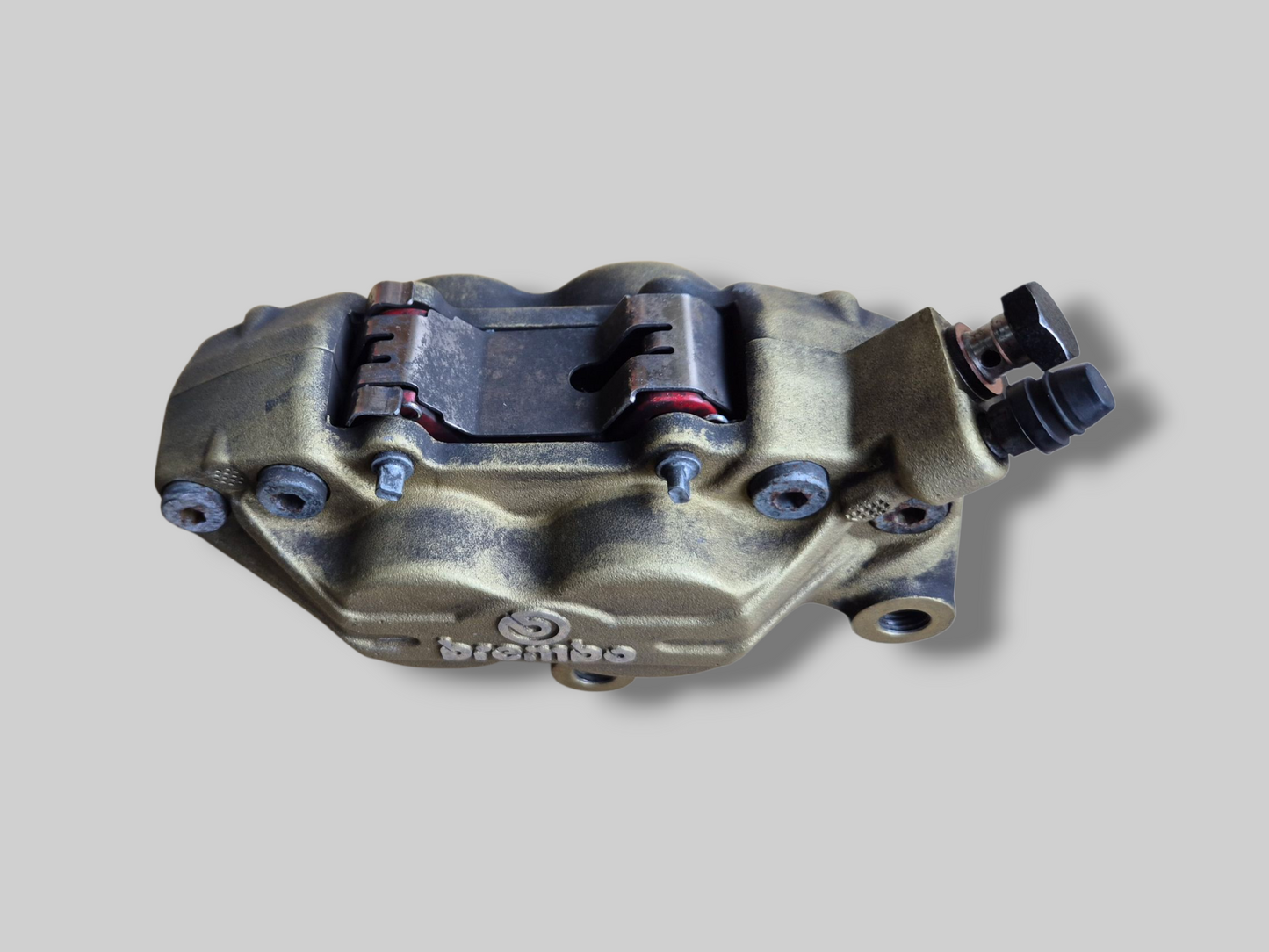 REMKLAUW LINKSVOOR BREMBO P4 GOUD AP8113971 Aprilia RSV Mille 98-03 / Tuono 02-05