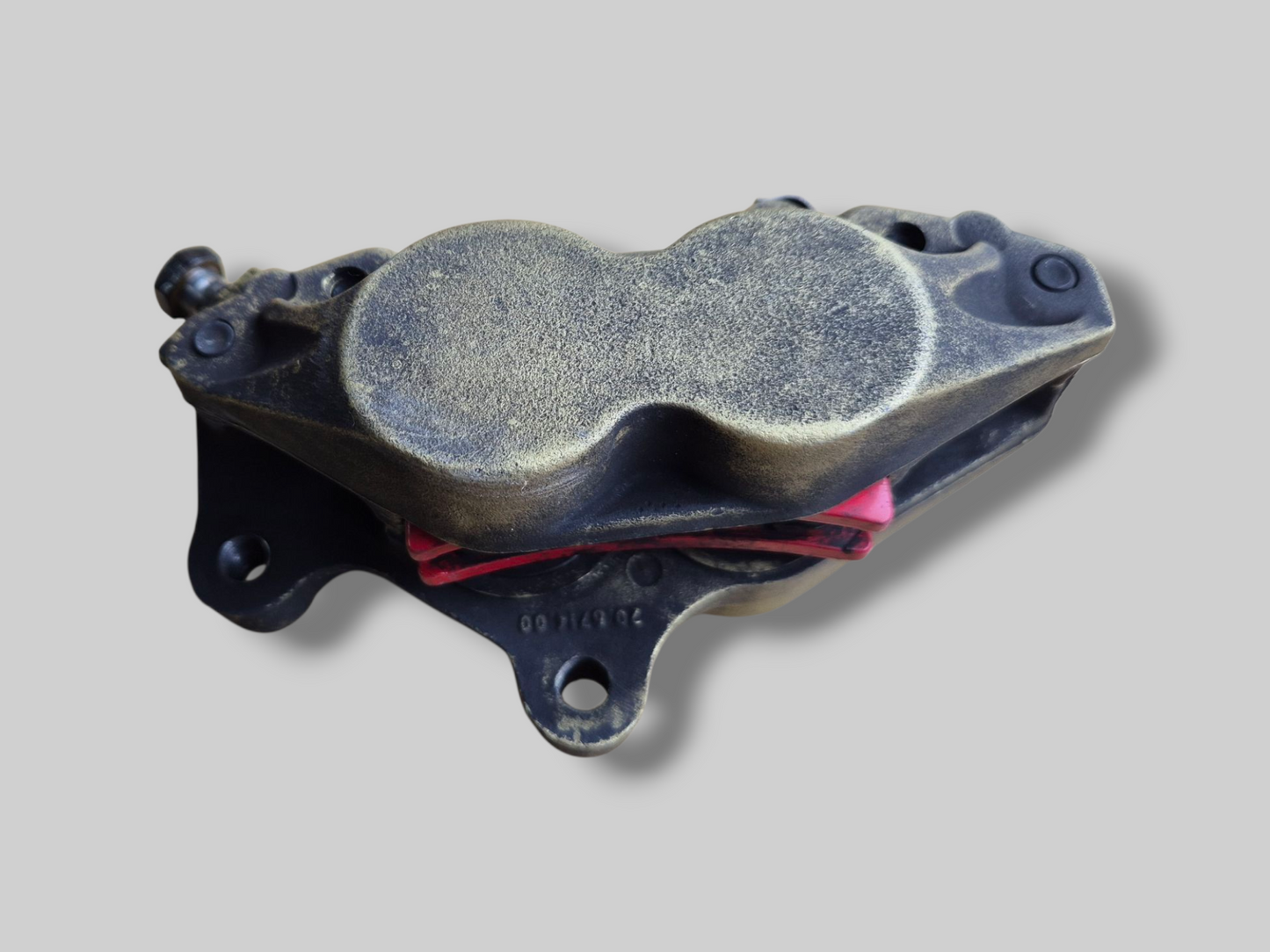 REMKLAUW LINKSVOOR BREMBO P4 GOUD AP8113971 Aprilia RSV Mille 98-03 / Tuono 02-05