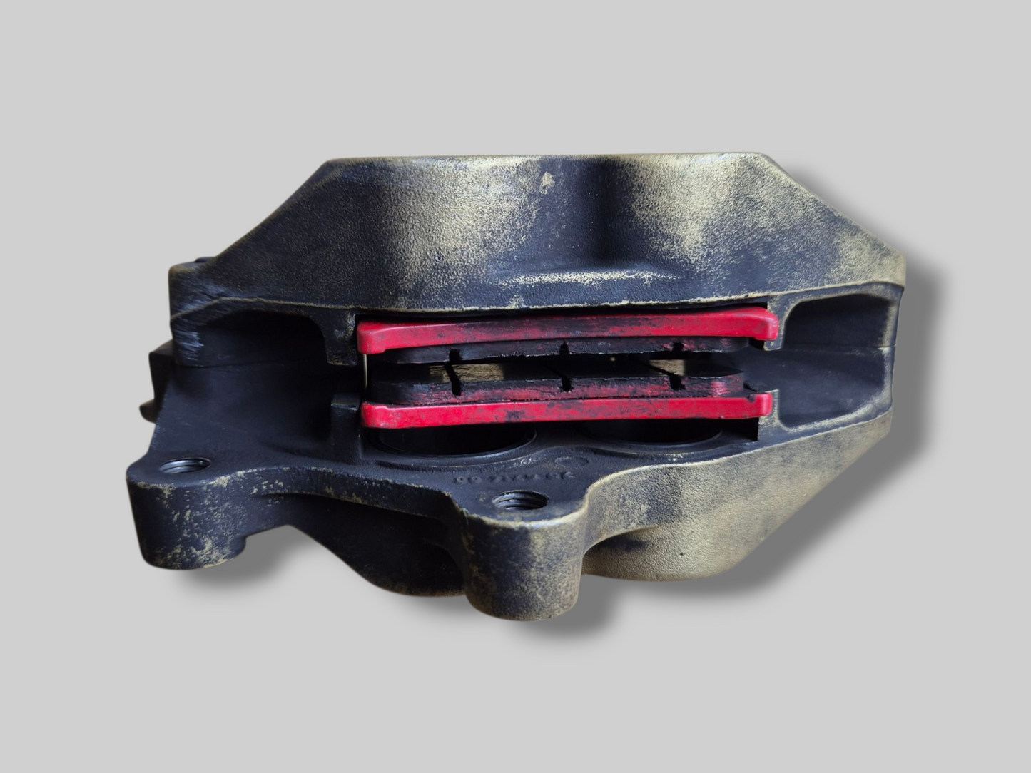 REMKLAUW LINKSVOOR BREMBO P4 GOUD AP8113971 Aprilia RSV Mille 98-03 / Tuono 02-05