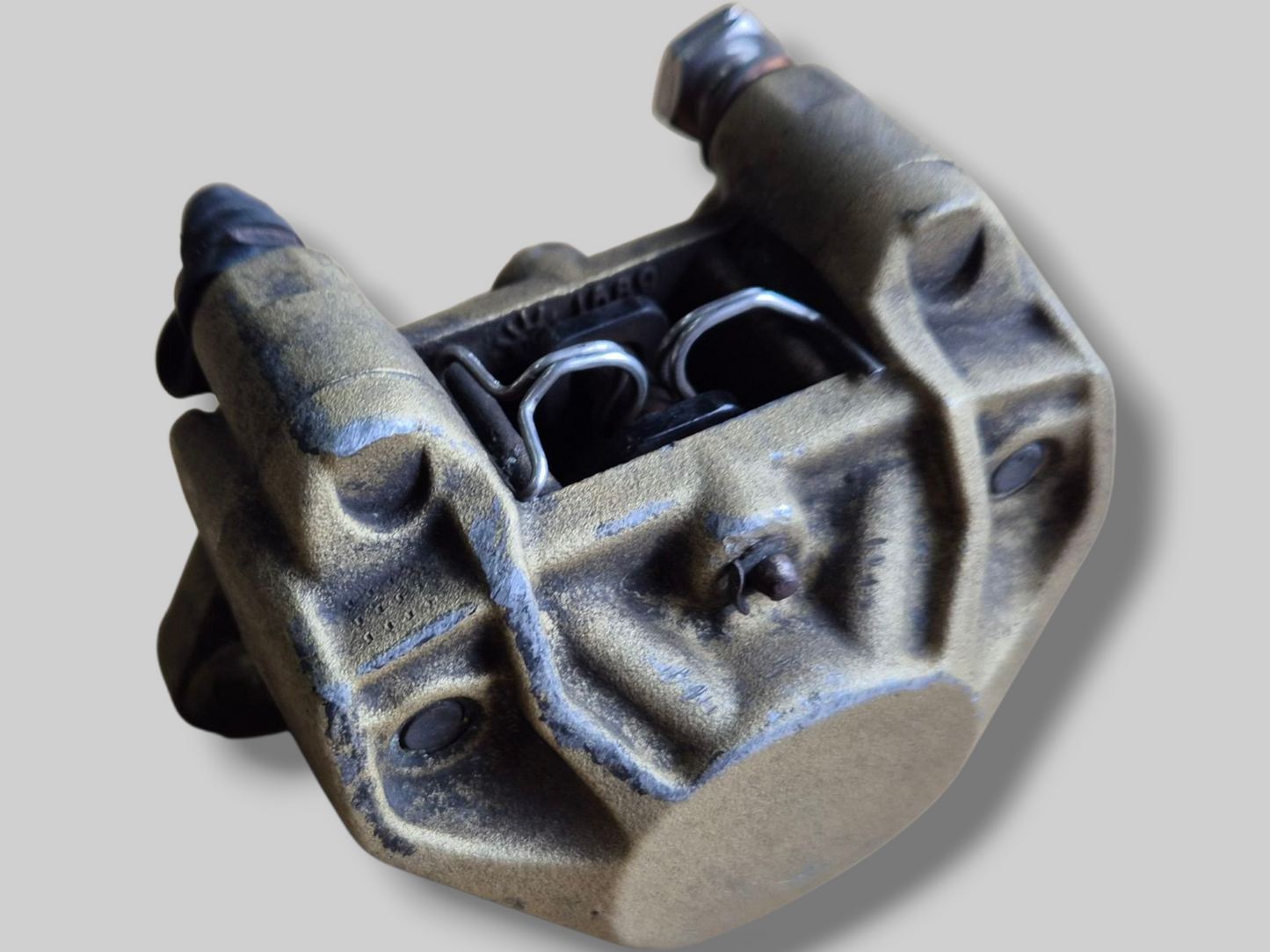 ACHTERREMKLAUW BREMBO GOUD AP8113897 Aprilia RSV Mille 98-03 / Tuono 02-05 