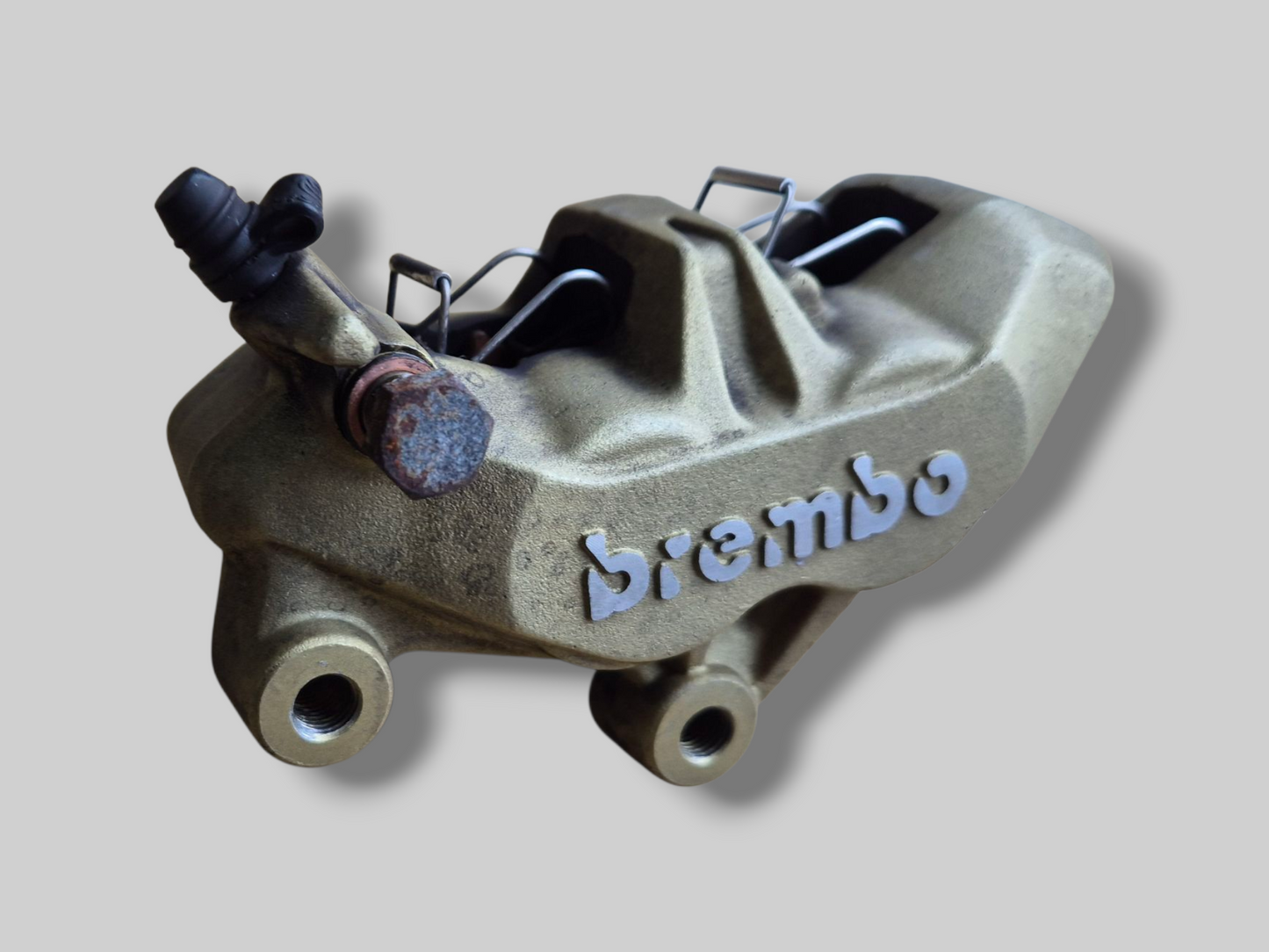 REMKLAUW VOOR RECHTS BREMBO P4 GOUD AP8113970 Aprilia RSV Mille 98-03 / Tuono 02-05