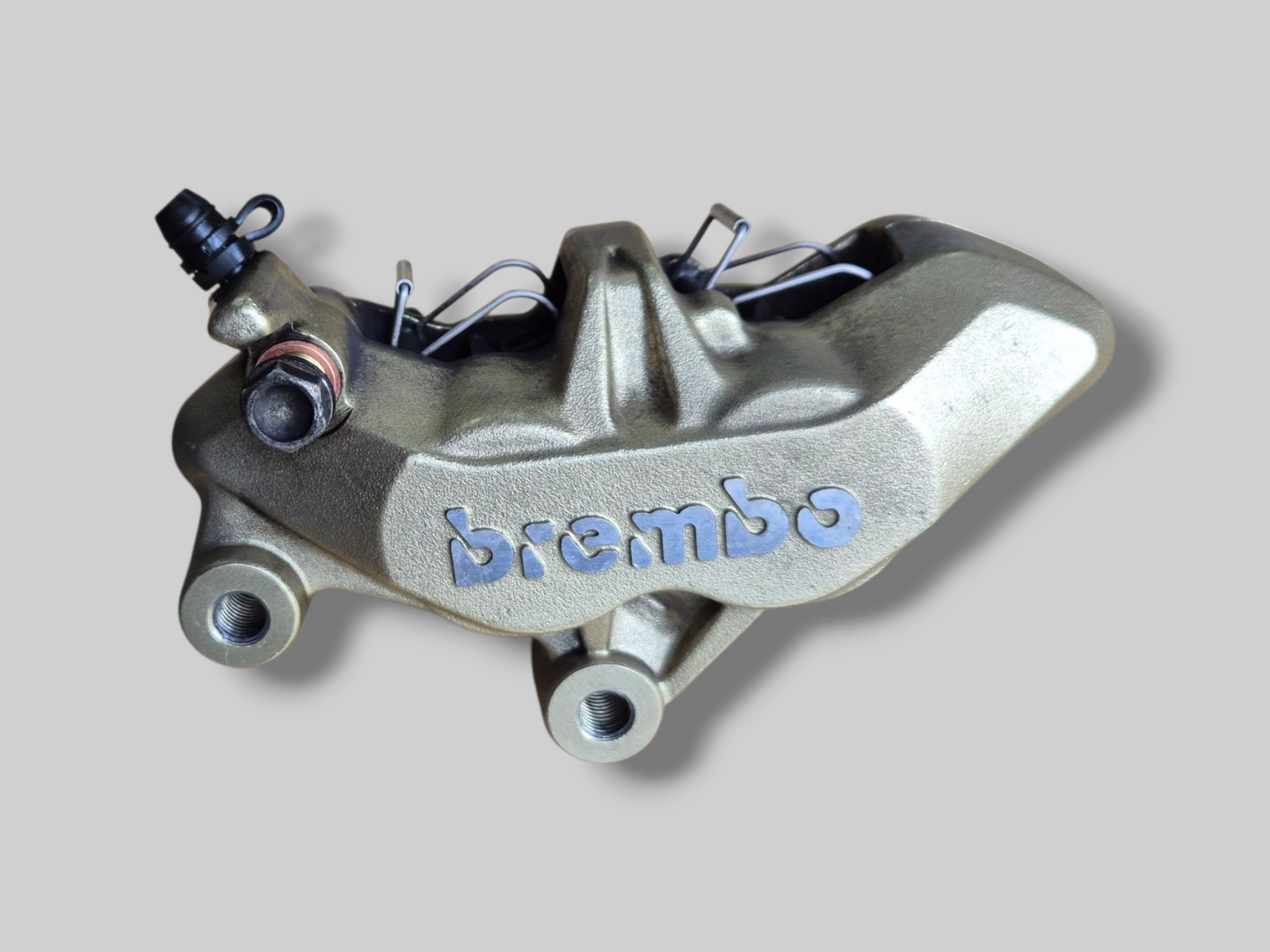 REMKLAUW VOOR RECHTS BREMBO P4 GOUD AP8113970 Aprilia RSV Mille 98-03 / Tuono 02-05