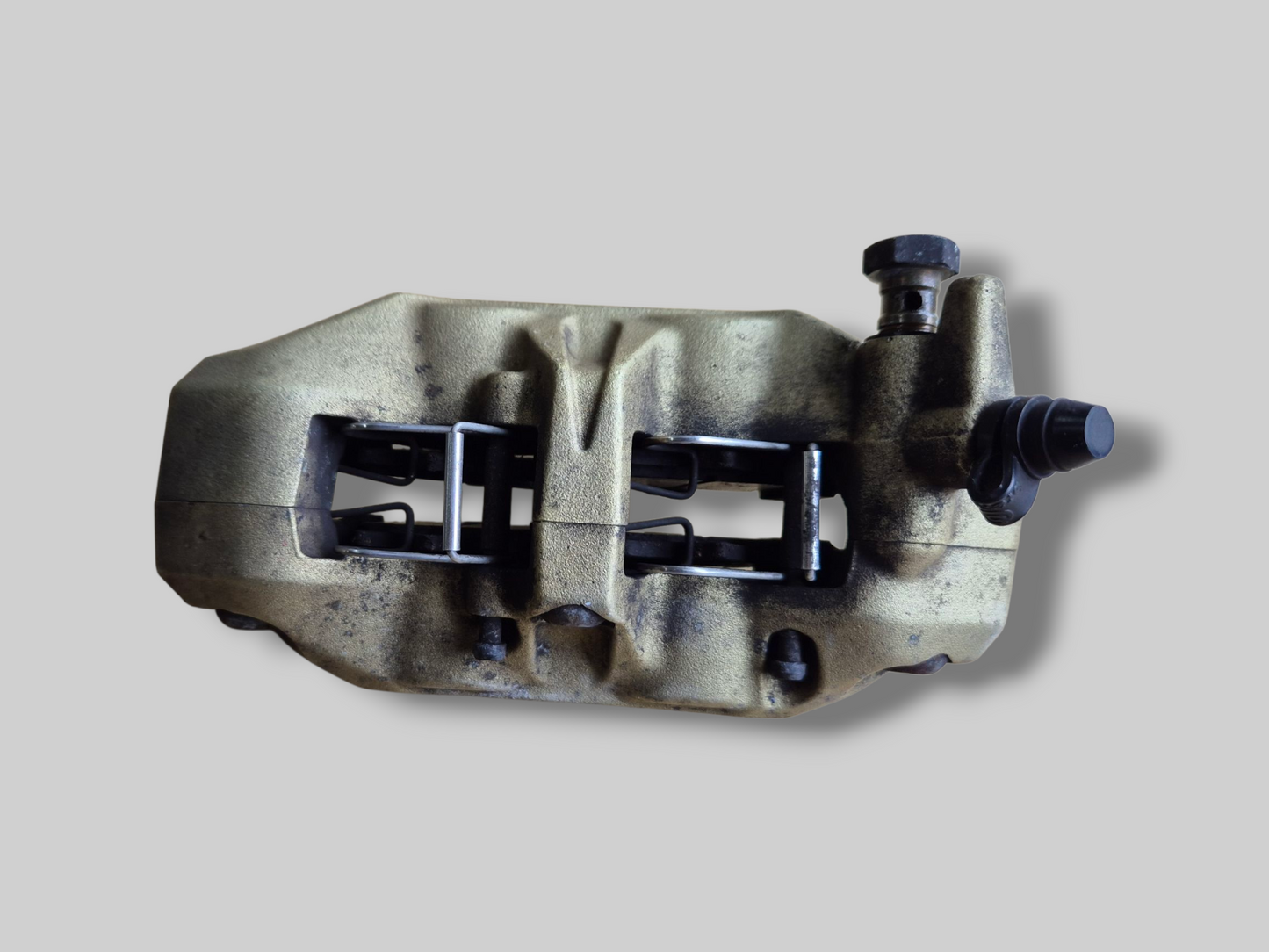 REMKLAUW VOOR RECHTS BREMBO P4 GOUD AP8113970 Aprilia RSV Mille 98-03 / Tuono 02-05