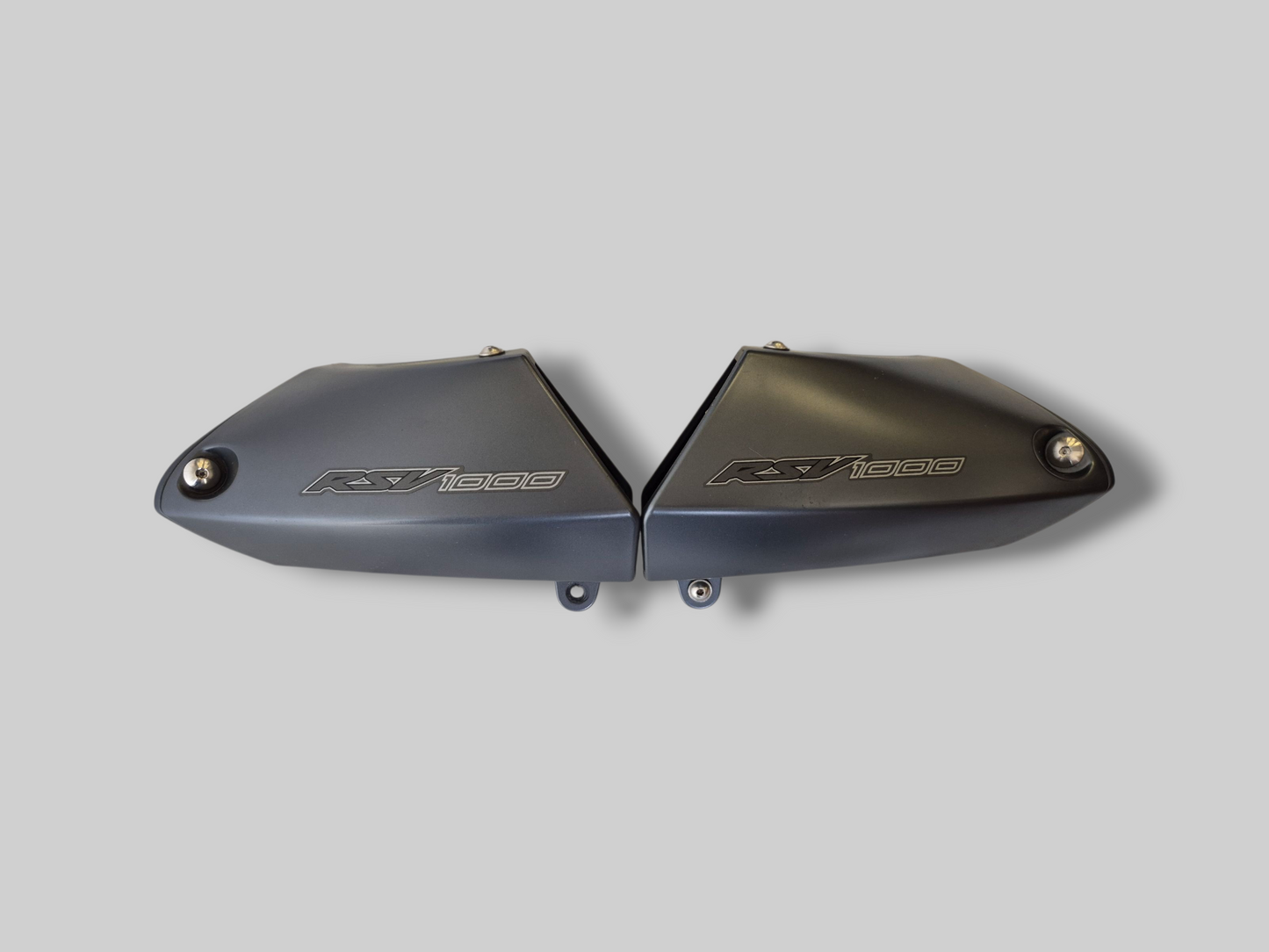 RECHTER LUCHTINLAATKANAAL TUONO MAGNEET GRIJS AP8168231 Aprilia RSV Tuono 2002-2005 