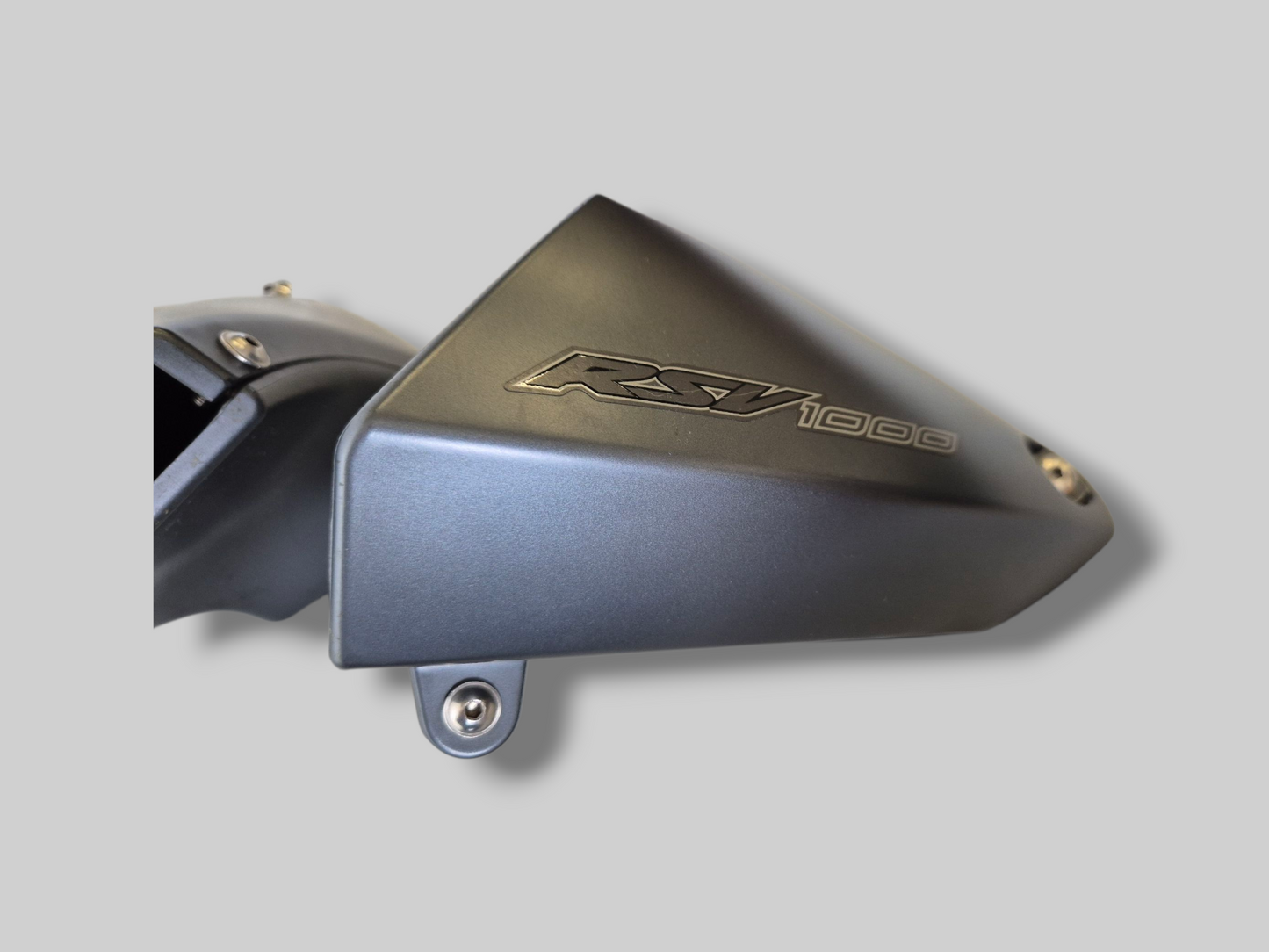 RECHTER LUCHTINLAATKANAAL TUONO MAGNEET GRIJS AP8168231 Aprilia RSV Tuono 2002-2005 