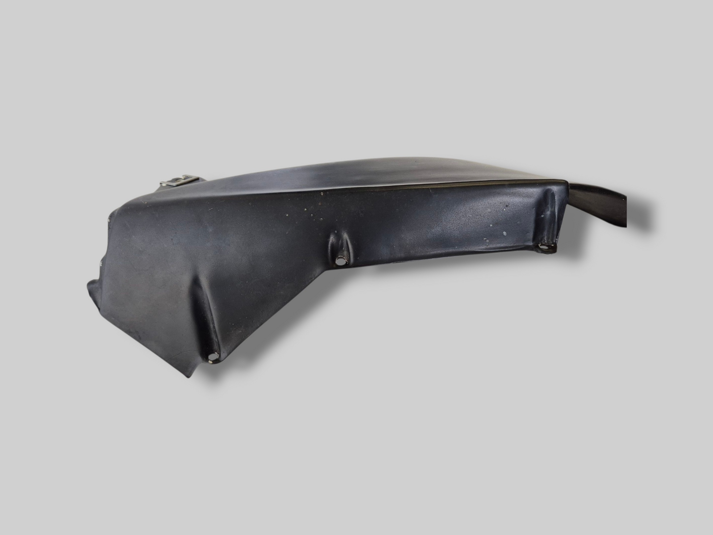 LINKERKANT BUITEN LUCHTINLAATKANAAL ZWART AP8148532 Aprilia RSV Mille 1998-2003 