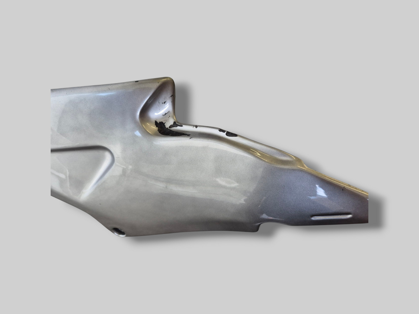 LEFT-HAND SIDE FUEL TANK SIDE PANEL ANOD.GREY AP8138589 Aprilia RSV Mille 1998-2000