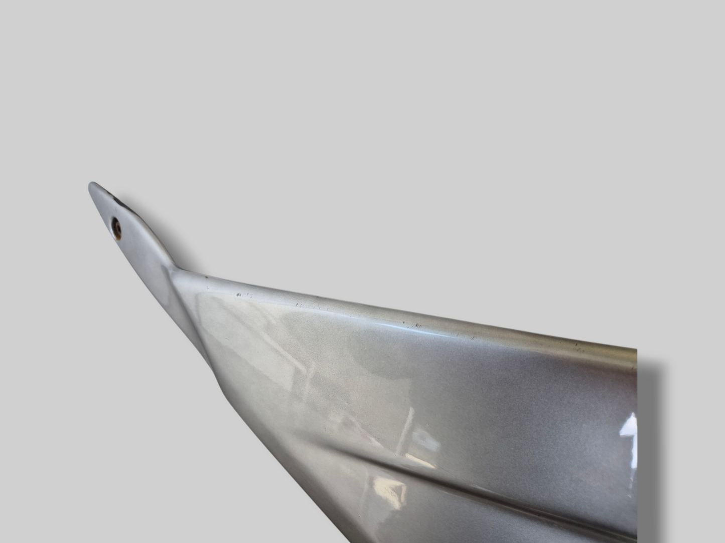 LEFT-HAND SIDE FUEL TANK SIDE PANEL ANOD.GREY AP8138589 Aprilia RSV Mille 1998-2000