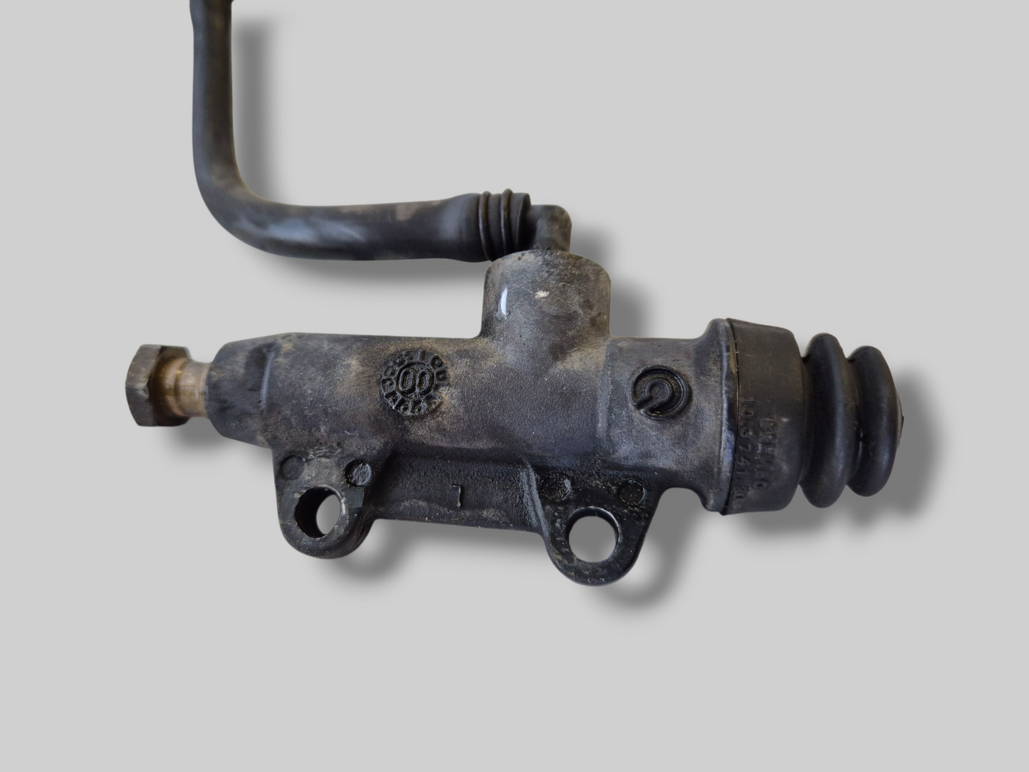 ACHTERREMPOMP HOOFDCILINDER AP8113324 Aprilia RSV Mille 98-03 / Tuono 02-05 