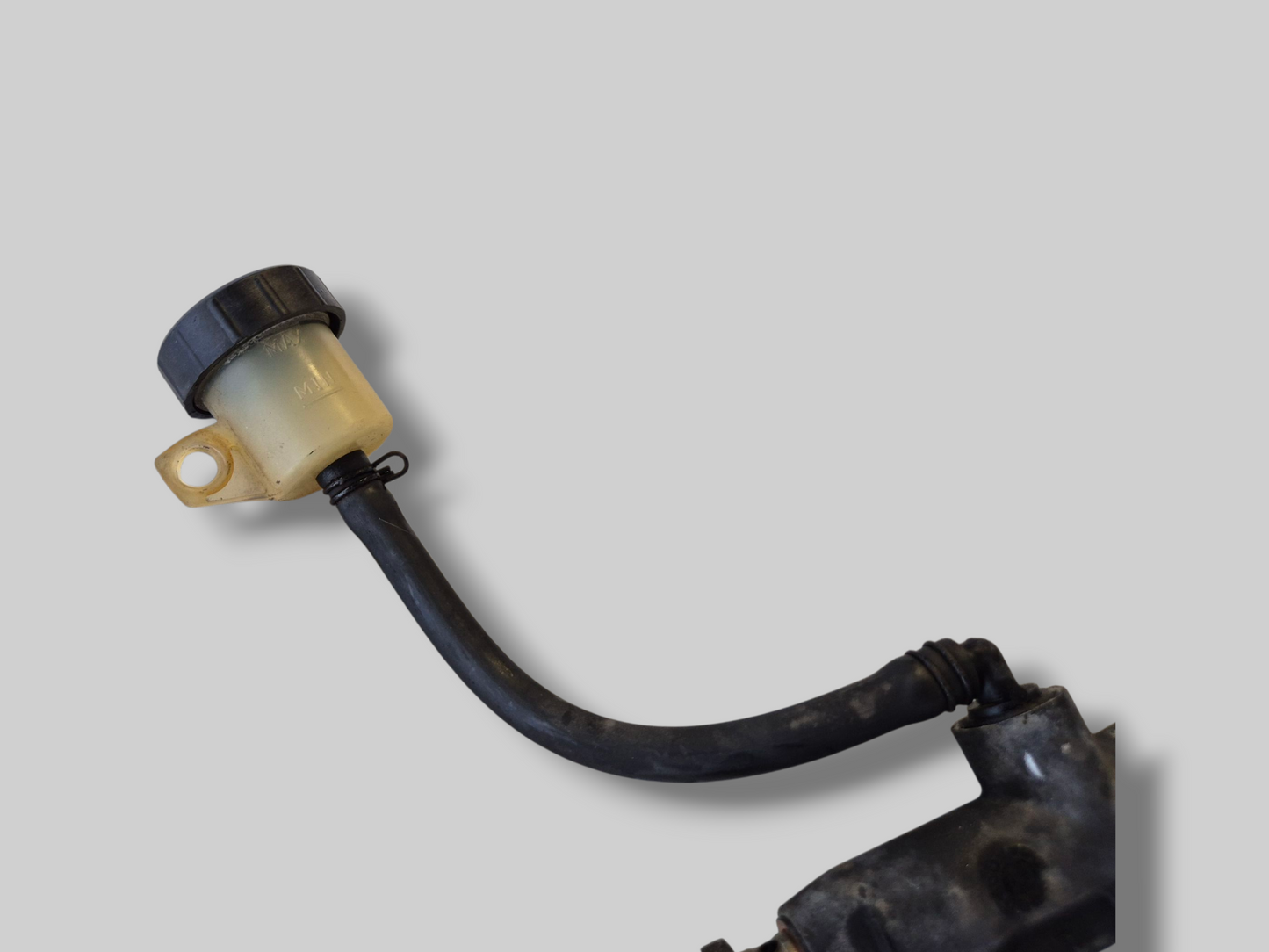 ACHTERREMPOMP HOOFDCILINDER AP8113324 Aprilia RSV Mille 98-03 / Tuono 02-05 