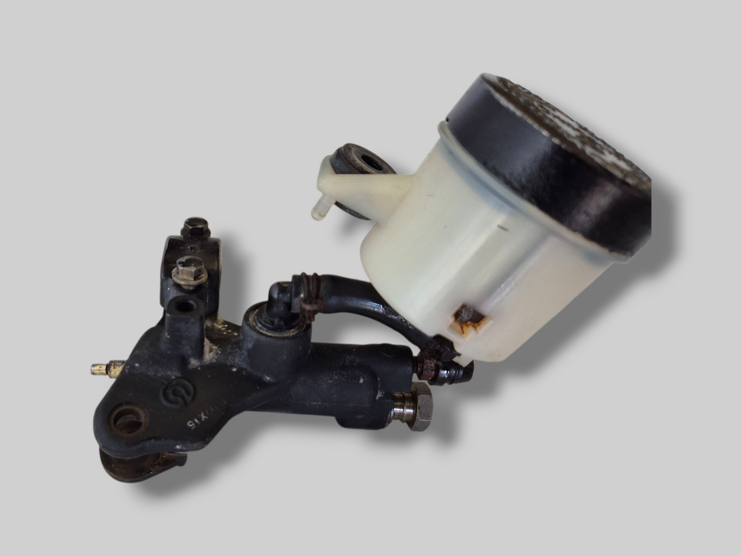 VOORREMPOMP HOOFDCILINDER AP8113969 Aprilia RSV Mille 98-03 / Tuono 02-05 
