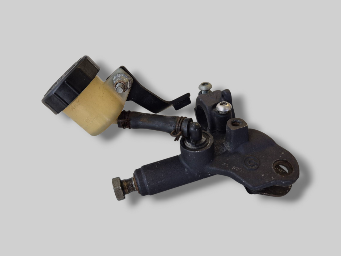 CLUTCH PUMP MASTER CYLINDER AP8106384  Aprilia RSV Mille 98-03 / Tuono 02-05