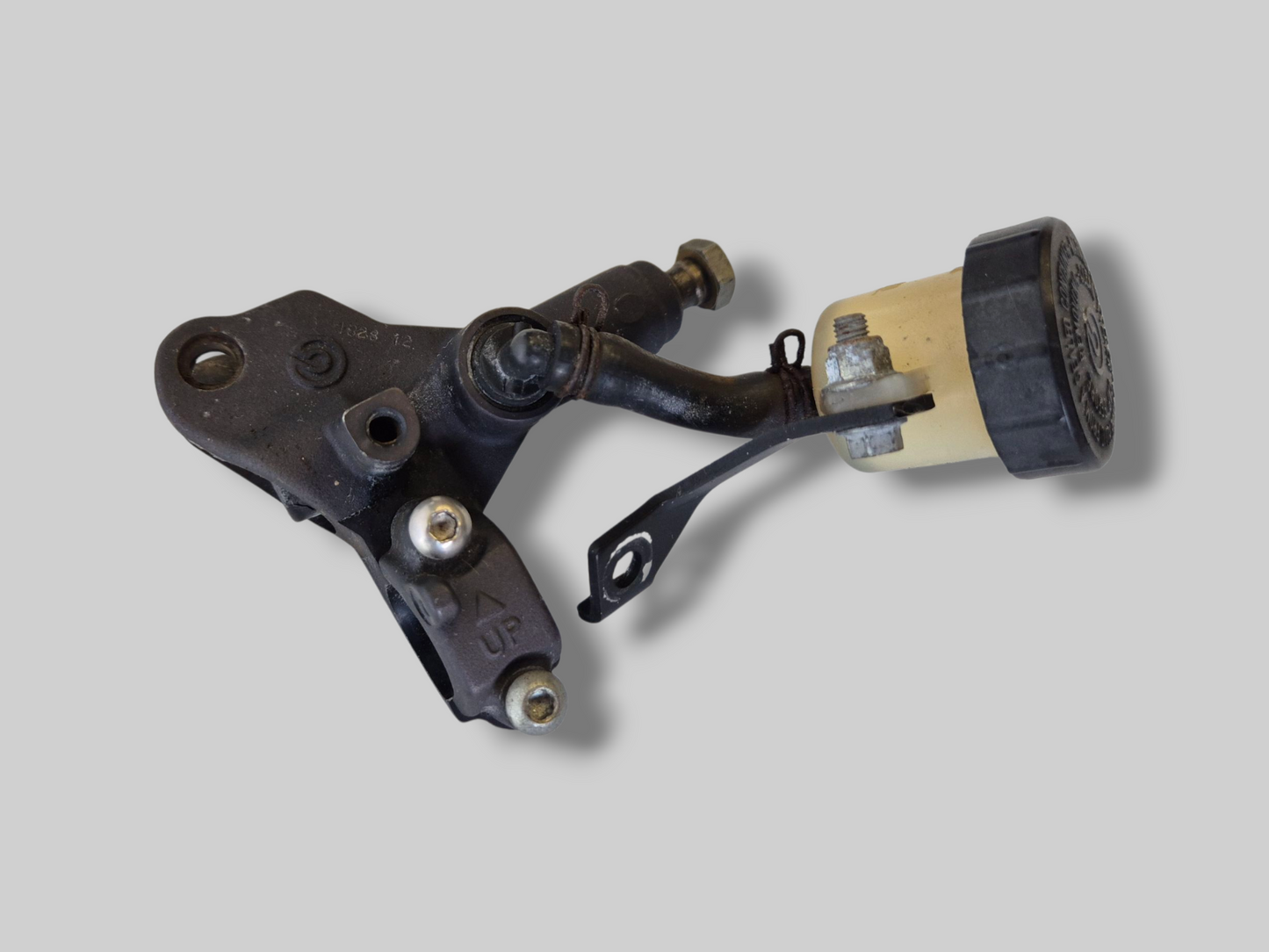 CLUTCH PUMP MASTER CYLINDER AP8106384  Aprilia RSV Mille 98-03 / Tuono 02-05