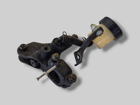 KOPPELINGSPOMP HOOFDCILINDER AP8106384 Aprilia RSV Mille 98-03 / Tuono 02-05 