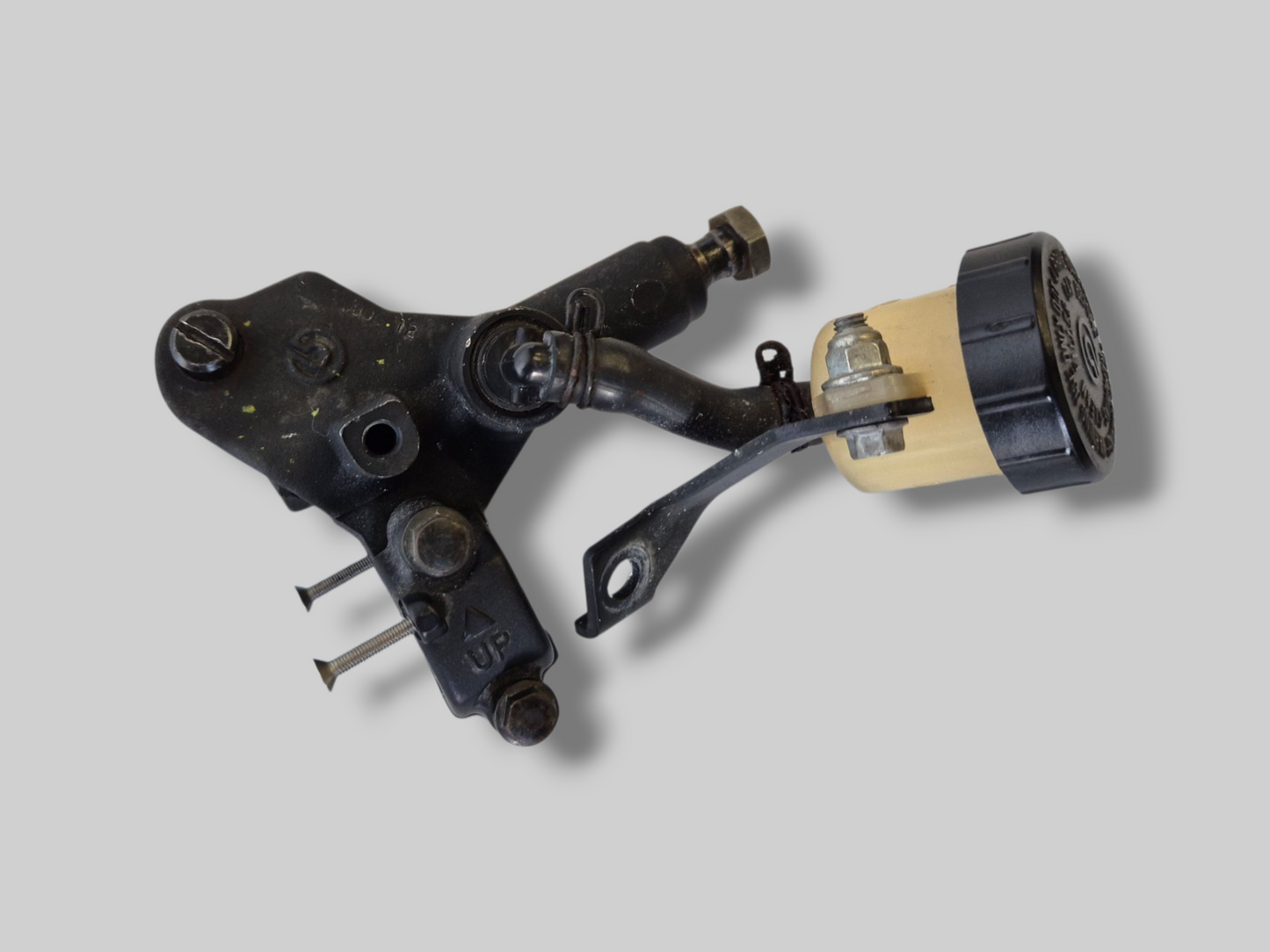 CLUTCH PUMP MASTER CYLINDER AP8106384  Aprilia RSV Mille 98-03 / Tuono 02-05