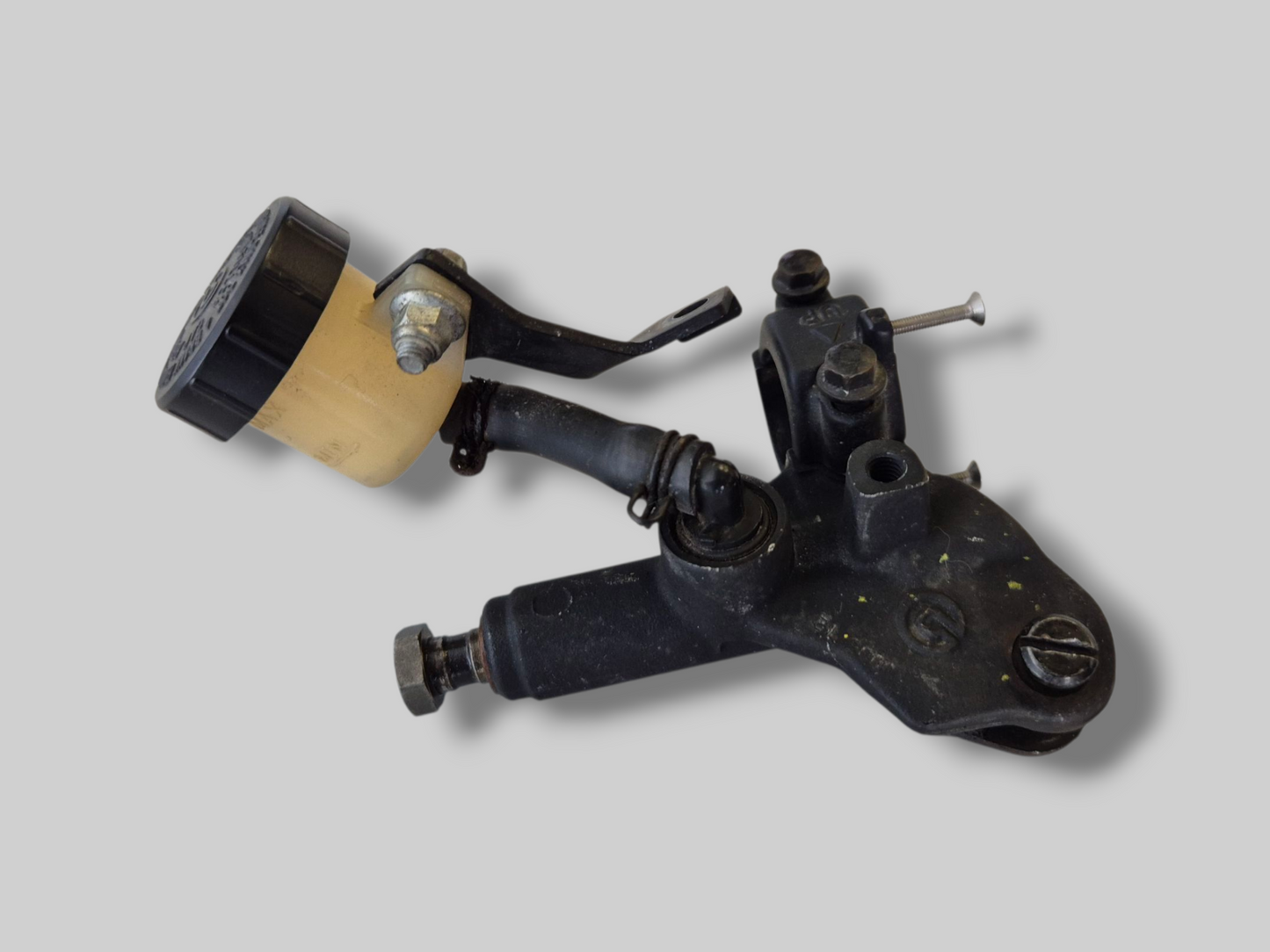 CLUTCH PUMP MASTER CYLINDER AP8106384  Aprilia RSV Mille 98-03 / Tuono 02-05