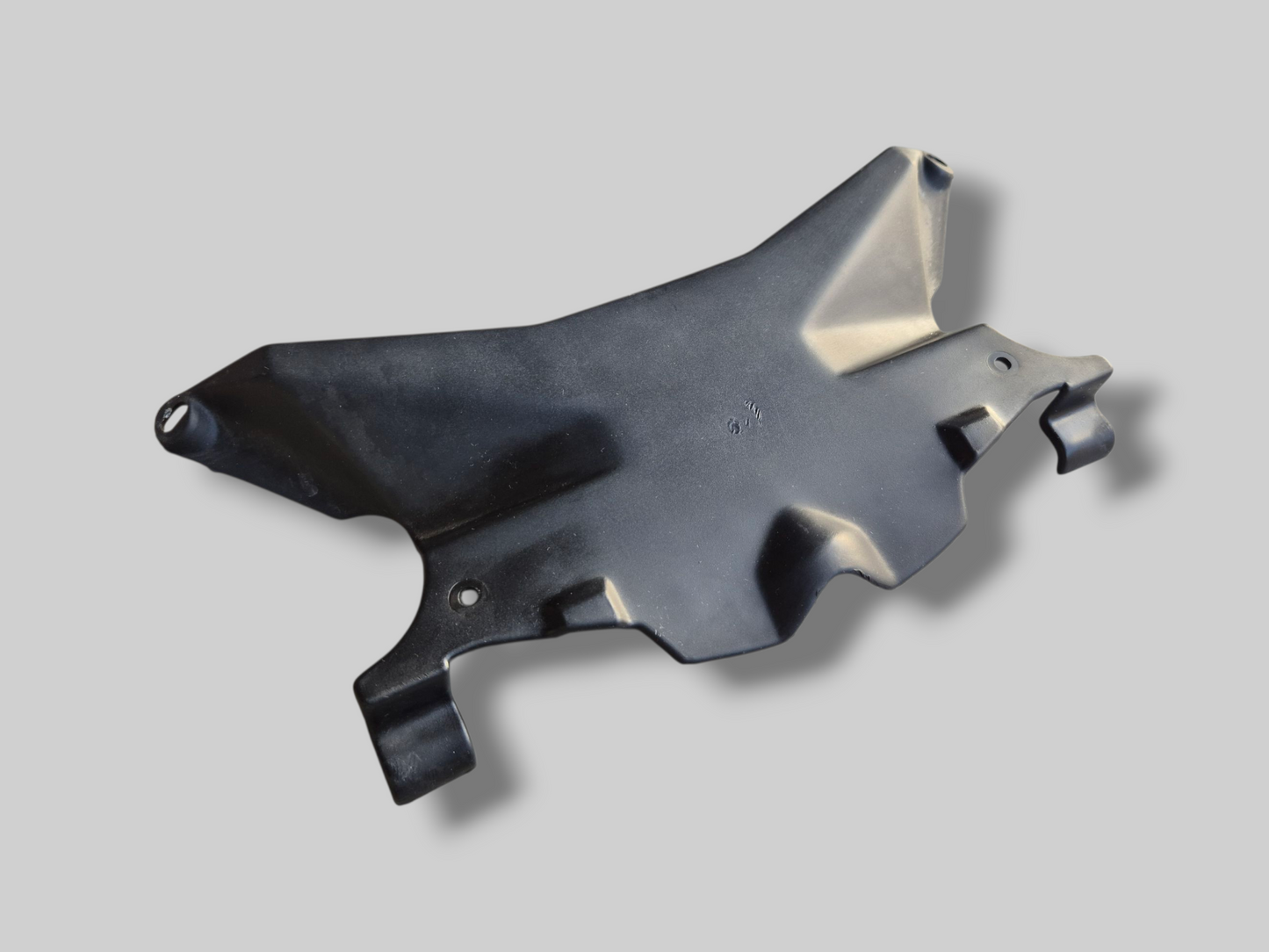 VOORDASHBOARD ONDER KUIP KAPPANEEL AP8148830 Aprilia RSV Mille 98-03 / Tuono 02-05 