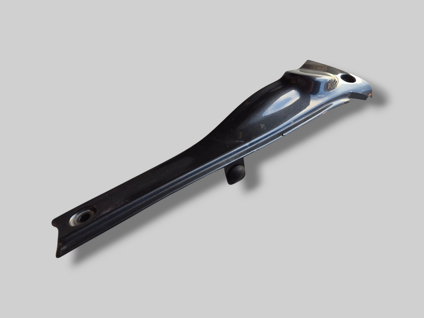 UPPER RIGHT-HAND FAIRING GREY AP8139418 Aprilia RSV Mille 98-03