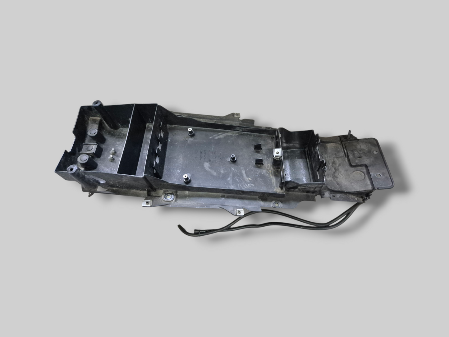 ONDER ZADEL / ACCUHOUDER AP8138591 Aprilia RSV Mille 98-03