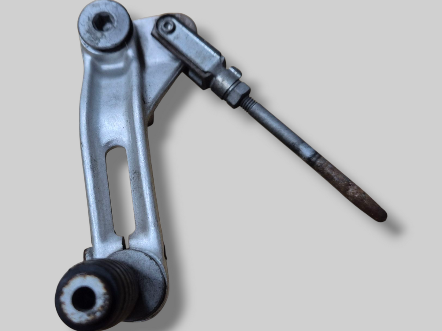 REAR BRAKE PEDAL LEVER AP8135925 Aprilia RSV Mille 98-03 / Tuono 02-05