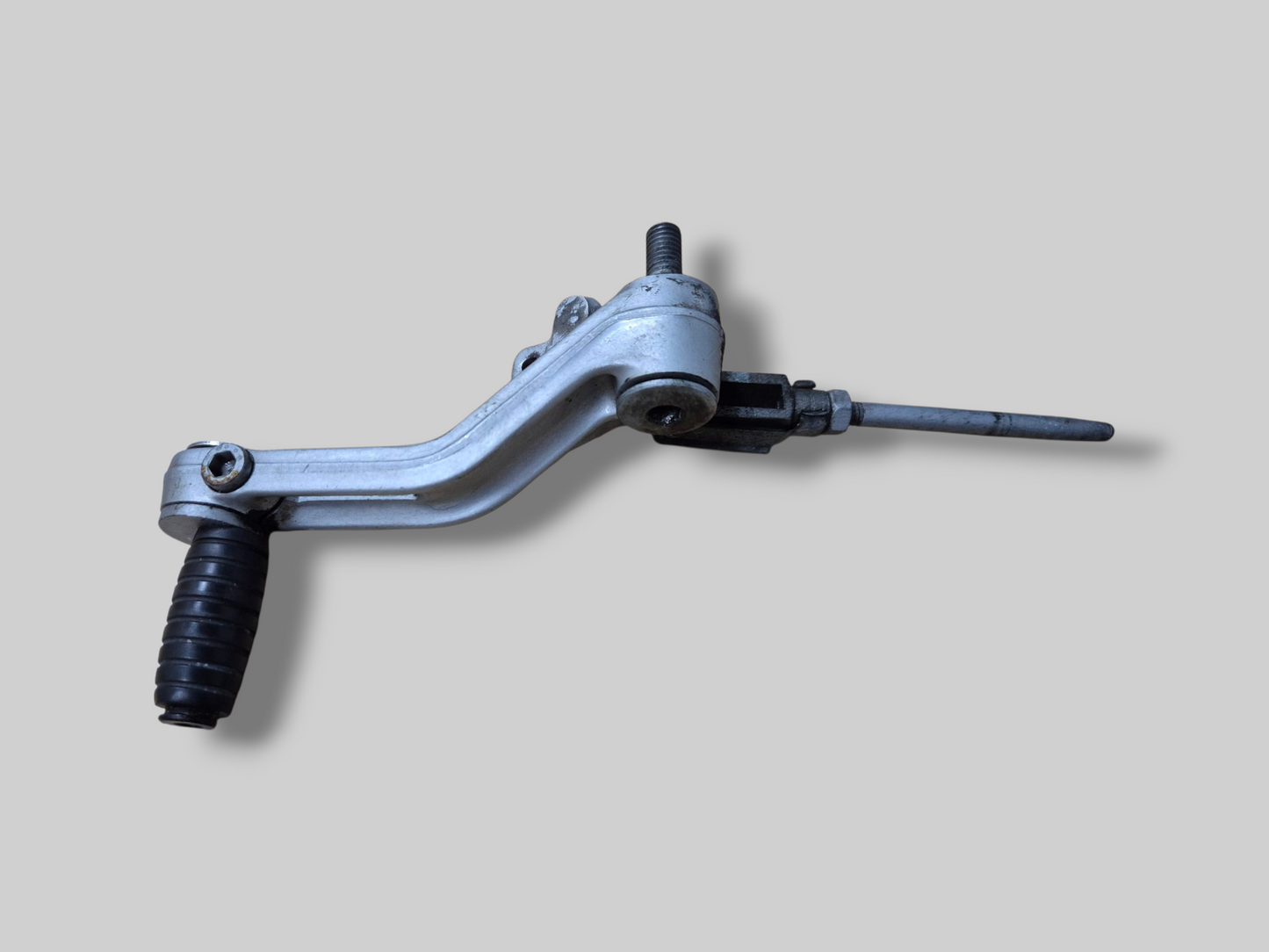 REAR BRAKE PEDAL LEVER AP8135925 Aprilia RSV Mille 98-03 / Tuono 02-05