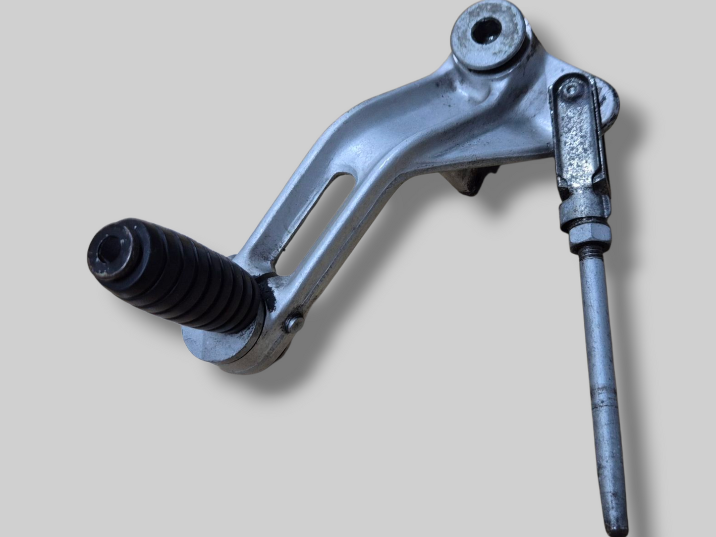 REAR BRAKE PEDAL LEVER AP8135925 Aprilia RSV Mille 98-03 / Tuono 02-05