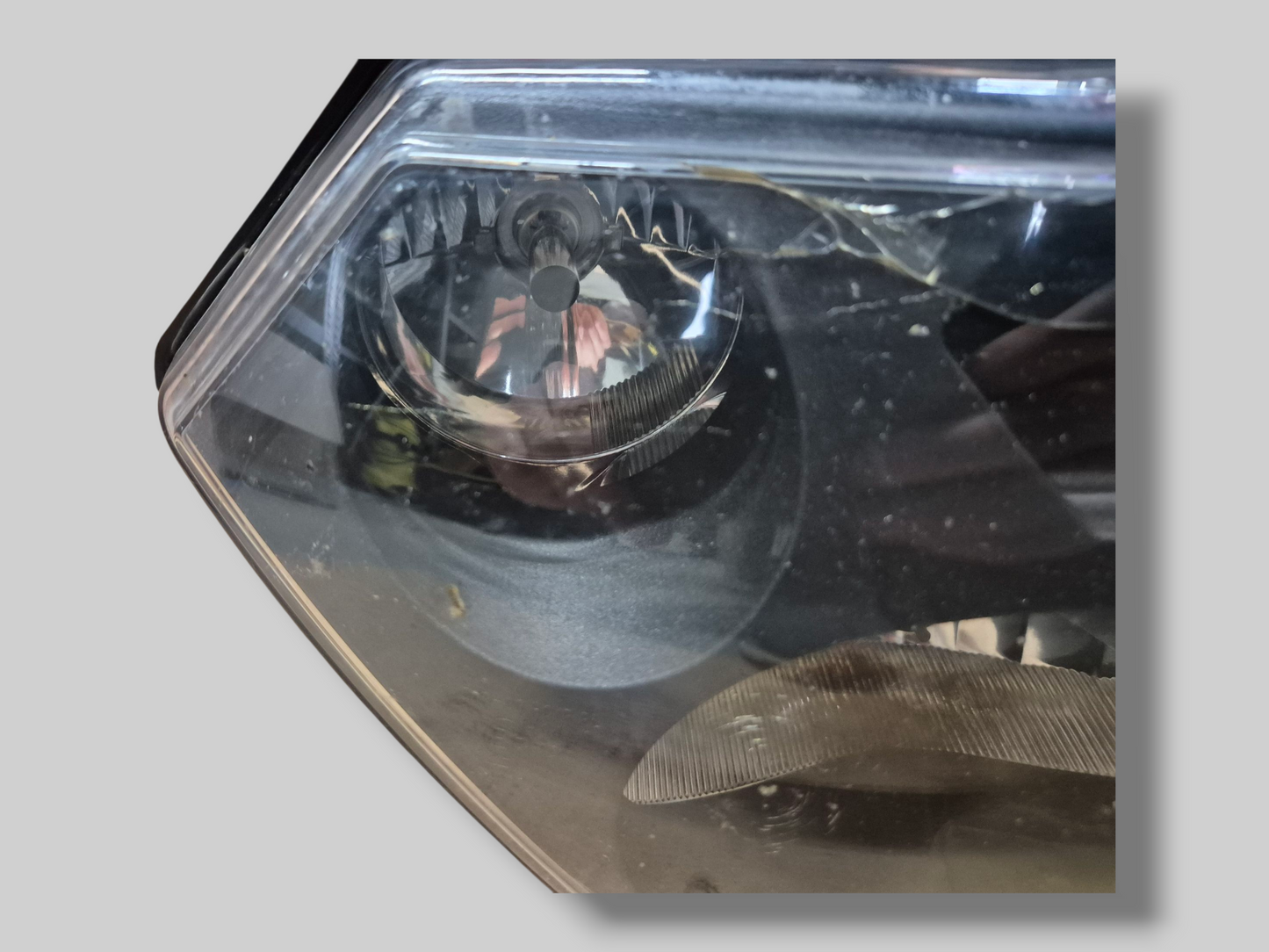 KOPLAMPEENHEID EU/USA AP8124945 Aprilia RSV Mille 01-03 / Tuono 02-05 