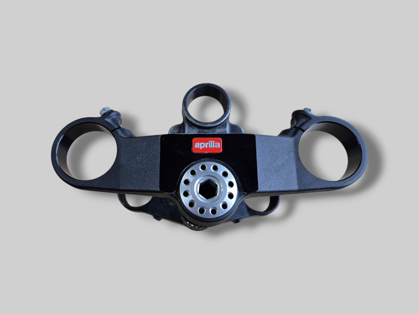 ONDERSTE DRIEVOUDIGE KLEM STEMBASIS AP8123640 Aprilia RSV Mille 01-03 / Tuono 02-05 