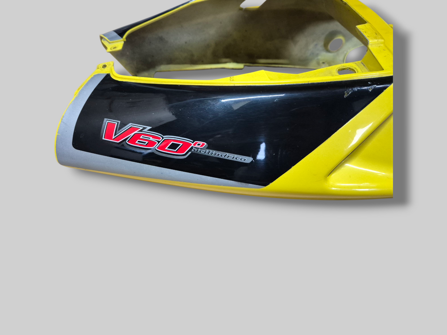 CARÉNAGE ARRIÈRE AP8168514 Aprilia RSV Mille 2003 / Tuono 02-05 