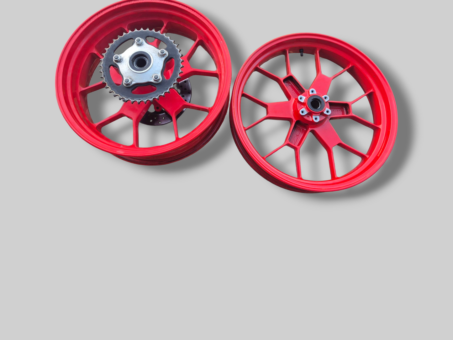 ACHTERWIEL BREMBO AP8108676 Aprilia RSV Mille 98-03 / Tuono 02-05 